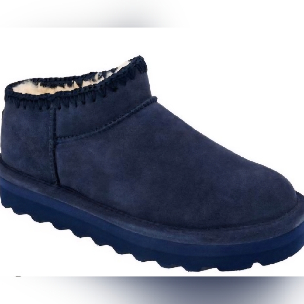 BearPaw Lana Crochet Navy Boots Sz 7.5 NWT